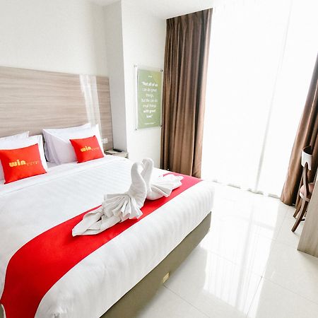 Win Grand Hotel Bekasi Eksteriør billede